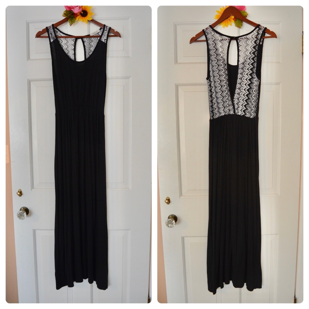Style Tree Boutique Maxi Black Dress Apricot Lane